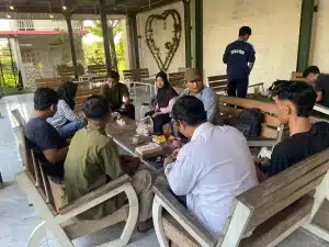 Cedak Buku 8